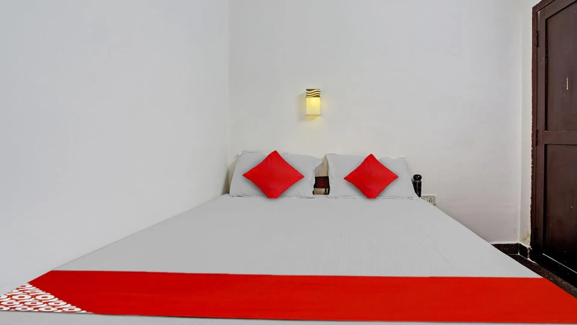 Hotel Live With Alp104 Alappuzha