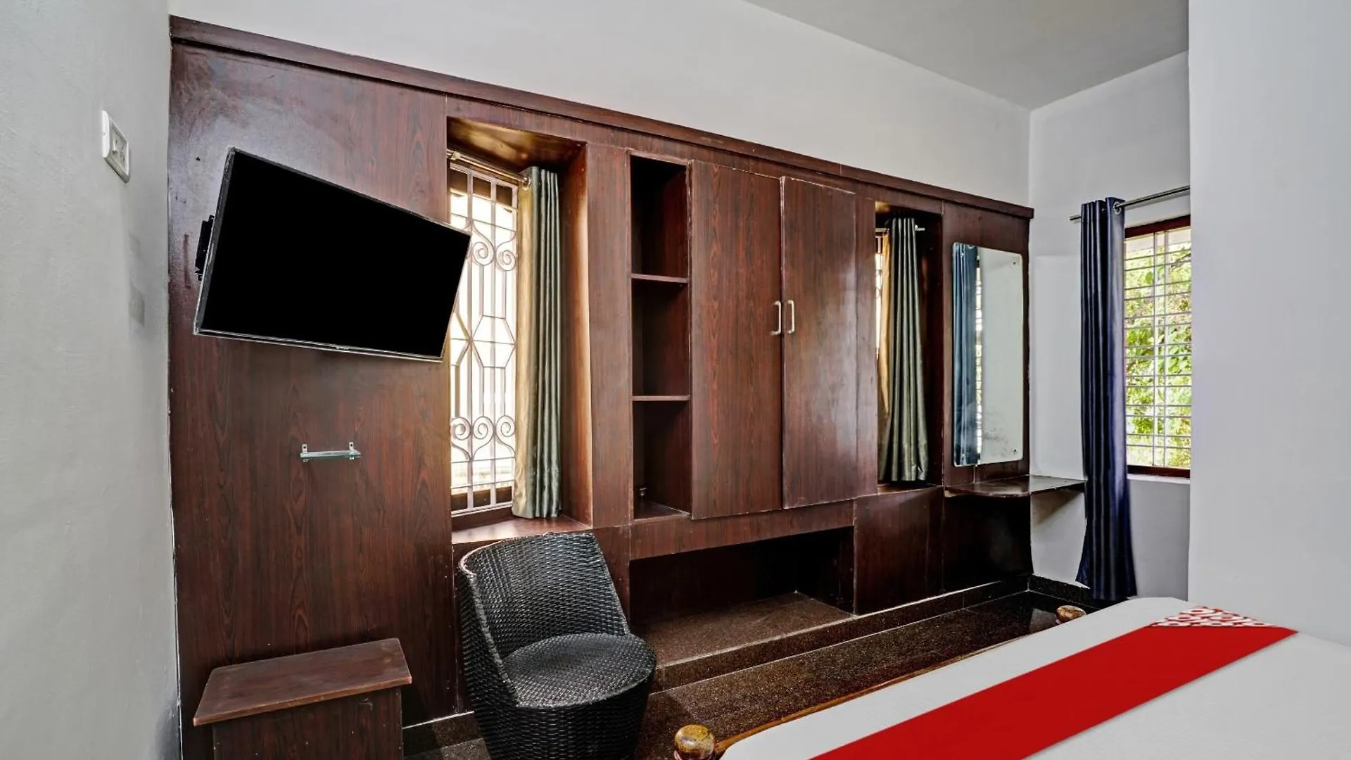 Hotel Live With Alp104 Alappuzha 3*,  India