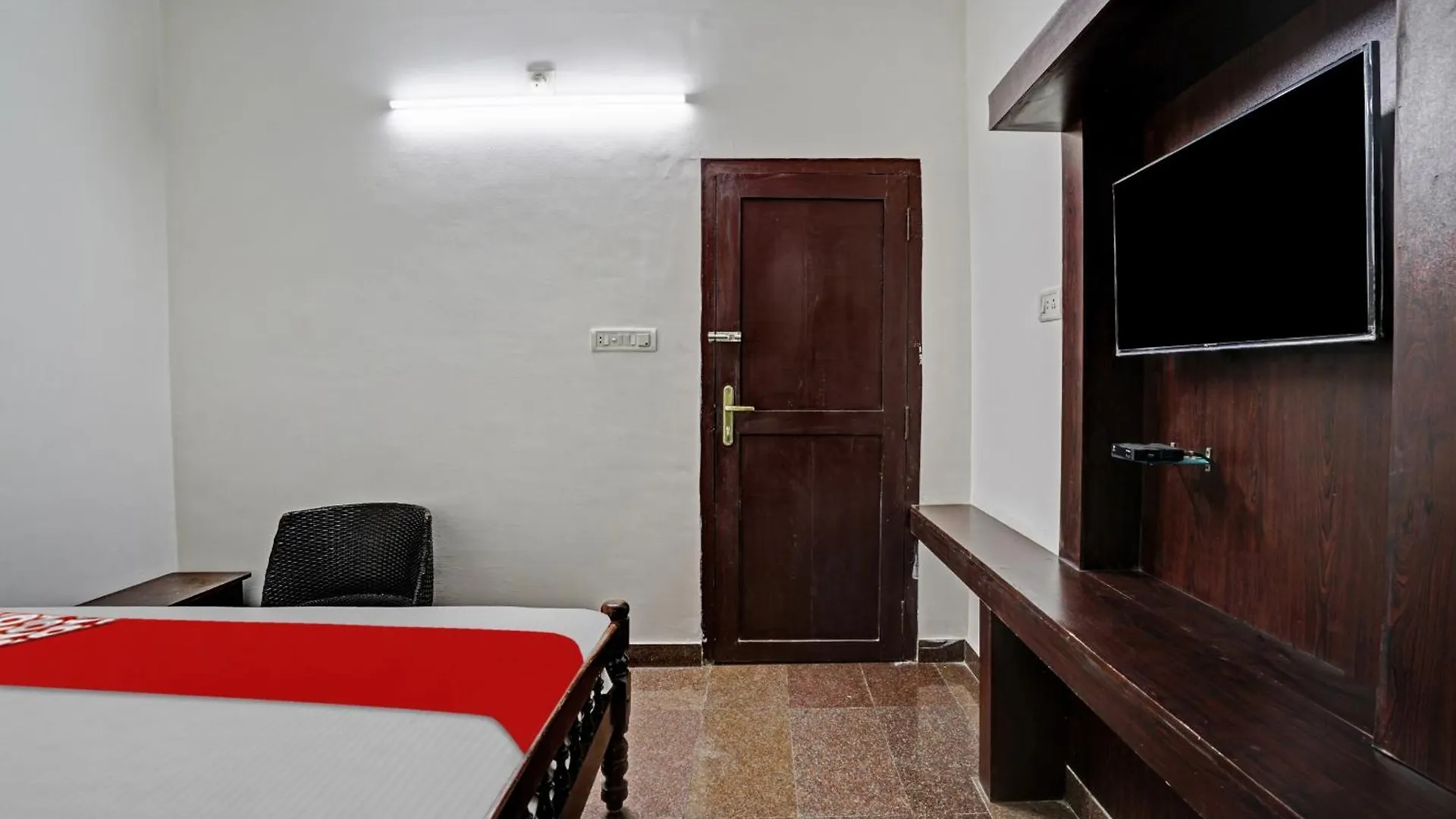 Live With Alp104 Hotell Alappuzha Indien